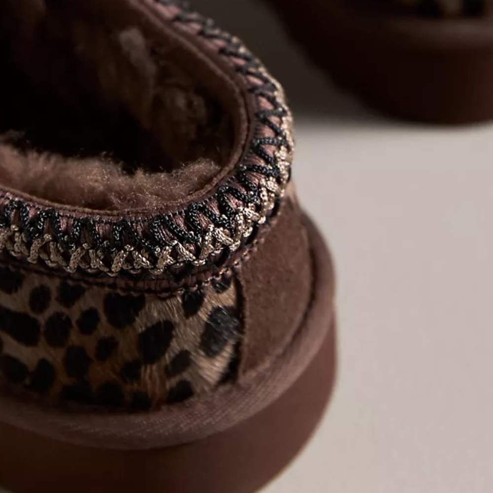 UGG® TASMAN CASPIAN SLIPPERS - Picture 4 of 7